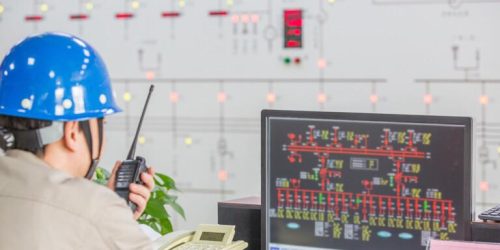 controladores-logicos-programaveis-768×512 controladores-logicos-programaveis-768x512