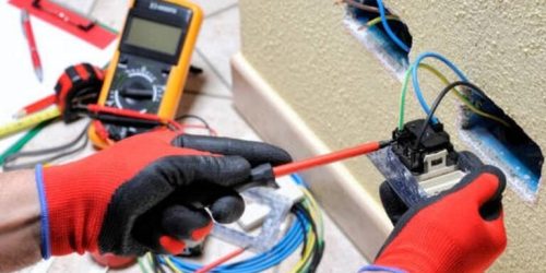 eletricista-instalador-predial-de-baixa-tensao-new-768×512 eletricista-instalador-predial-de-baixa-tensao-new-768x512